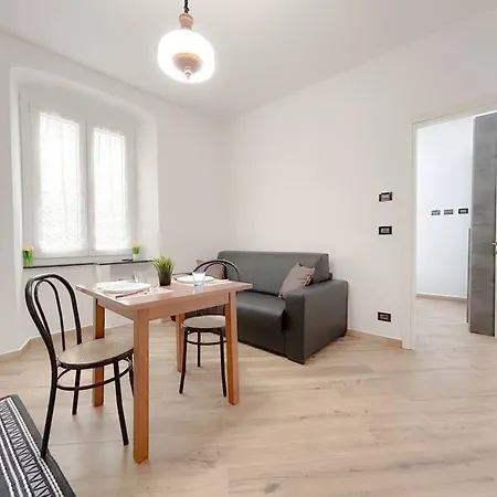 דירה Via Sestri - Centro - Aeroporto - Wifi *