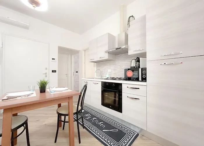 Apartament Via Sestri - Centro - Aeroporto - Wifi